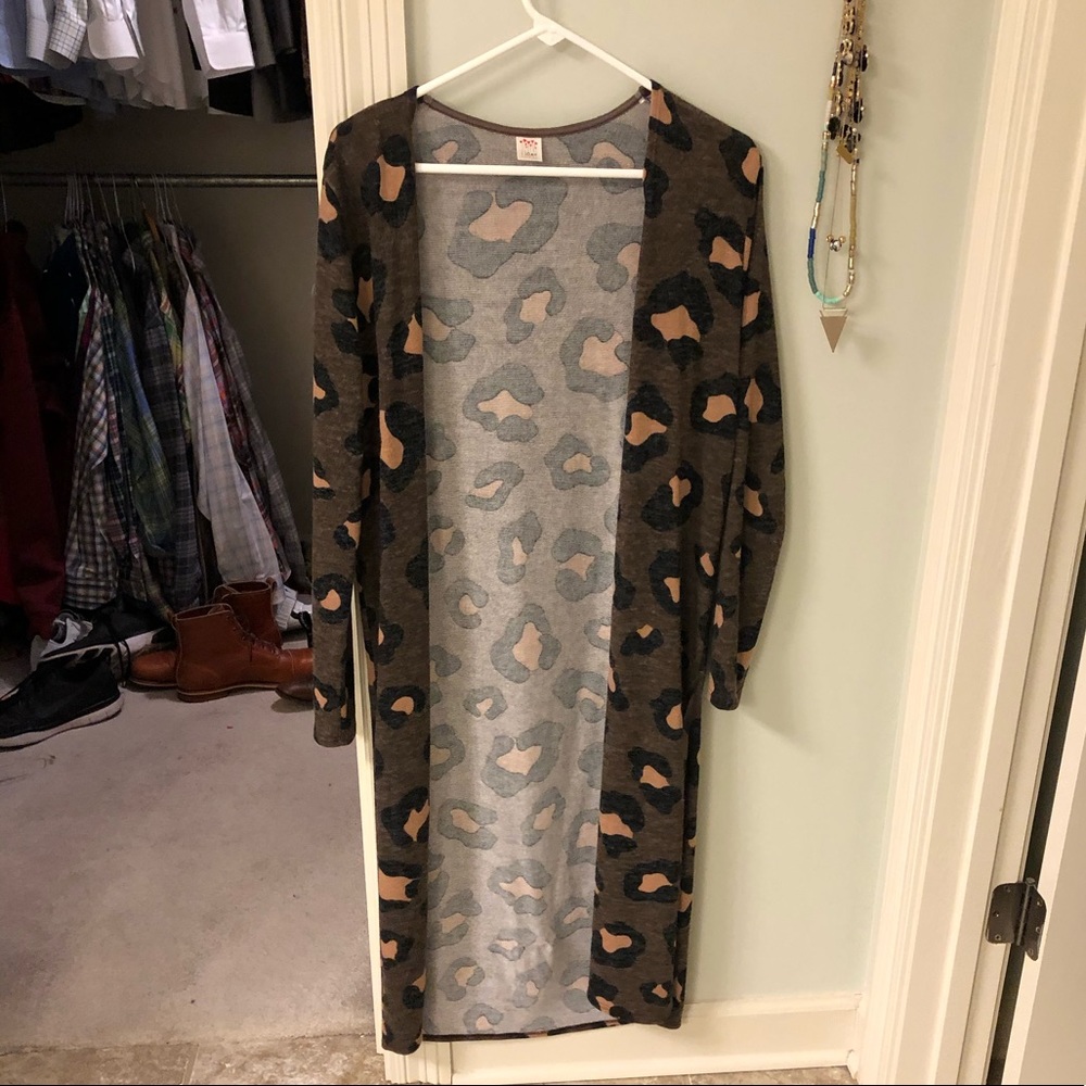 Leopard/ cheetah print cardigan
